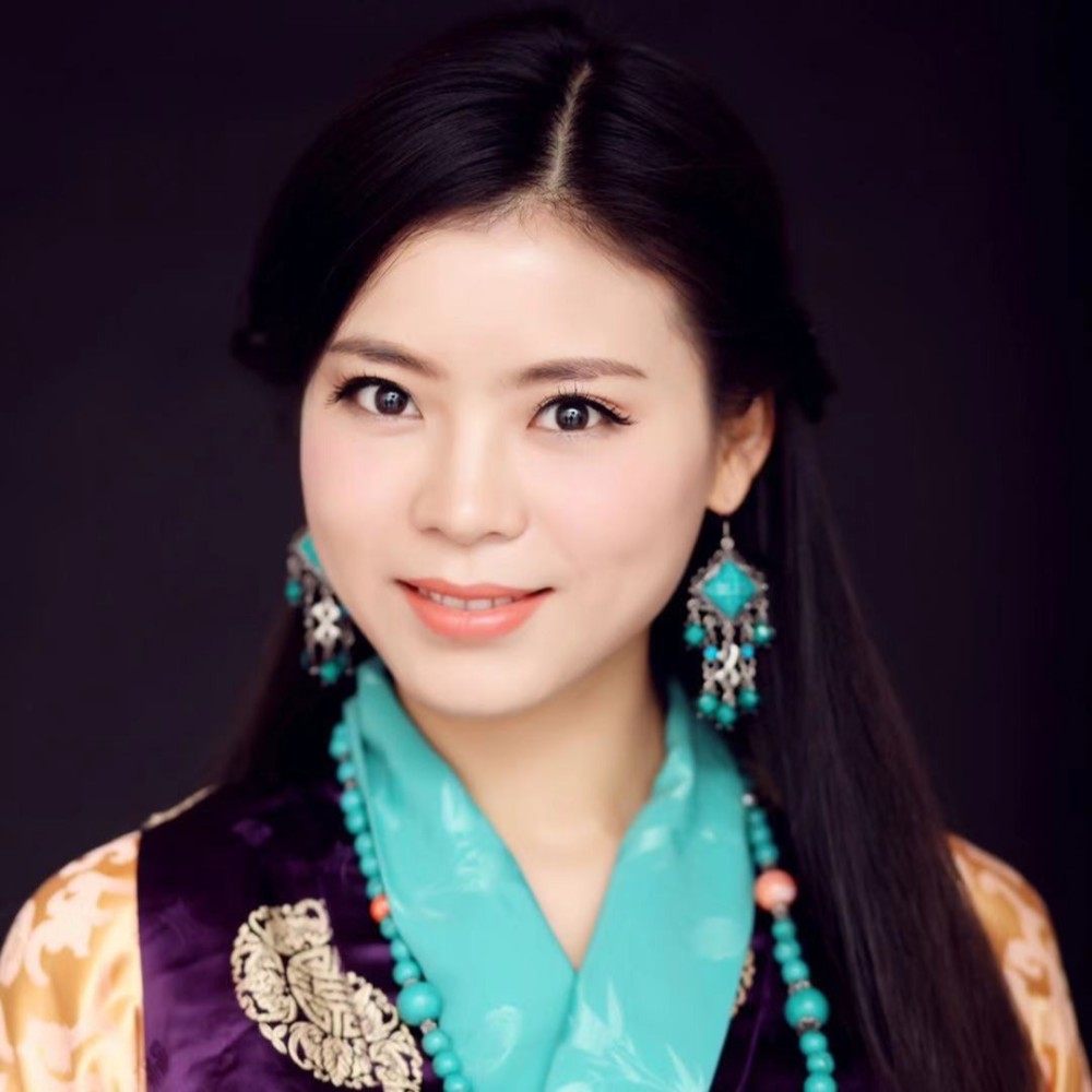 杨静