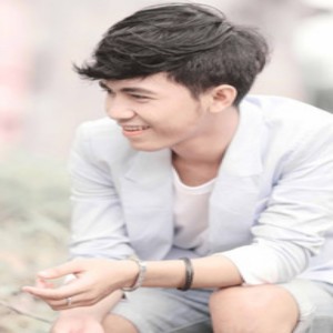 Listen to Dangdut R & B song with lyrics from Wishnu Stardut