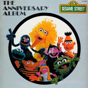 ดาวน์โหลดและฟังเพลง I've Got Two พร้อมเนื้อเพลงจาก Sesame Street's Bob