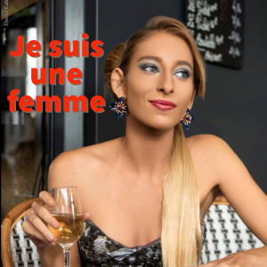ดาวน์โหลดและฟังเพลง Je suis une femme พร้อมเนื้อเพลงจาก Andreea
