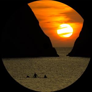 收聽Benjamin Milic的Trista Pena (Sunset Edit)歌詞歌曲