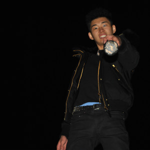 ดาวน์โหลดและฟังเพลง Nisee พร้อมเนื้อเพลงจาก Potty Monkey