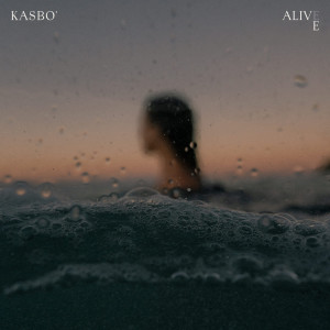 Kasbo的專輯Alive