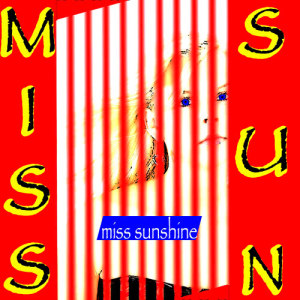 ดาวน์โหลดและฟังเพลง From The Music พร้อมเนื้อเพลงจาก Miss Sun