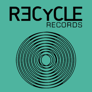 Listen to Zombie (Jako Risen Remix) song with lyrics from Mendo & Yvan Genkins
