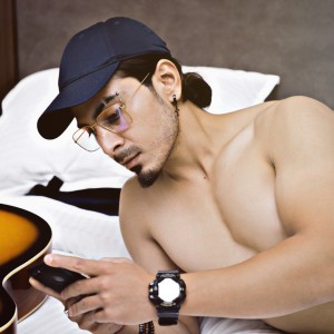 Listen to Phir Kyu song with lyrics from Abhishek Dubey