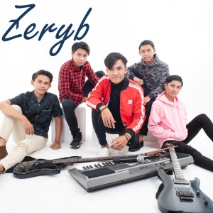 收聽Zeryb的Modal Setengah Hati歌詞歌曲