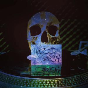 ดาวน์โหลดและฟังเพลง Keep It Movin' (Explicit) พร้อมเนื้อเพลงจาก Scott Phree