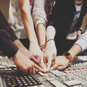 default playlist img