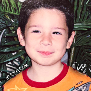 收聽Evic的intentar歌詞歌曲