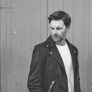 Listen to 4th July song with lyrics from Daniel Pearson