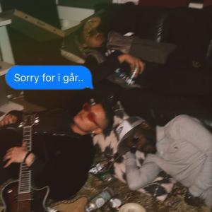 ดาวน์โหลดและฟังเพลง Sorry For I Går พร้อมเนื้อเพลงจาก Simen Lunde