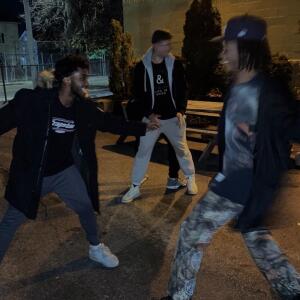 default playlist img