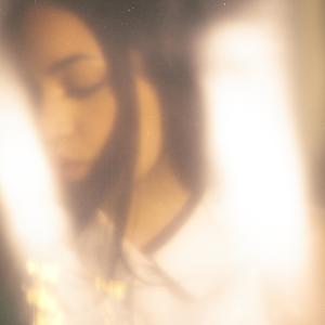 Listen to Si algo quedó para dar song with lyrics from Sayi Sinyasiki