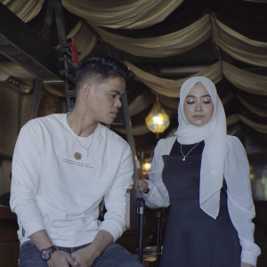 Dengarkan Sagalo Sayuik Dibadan lagu dari David Iztambul dengan lirik