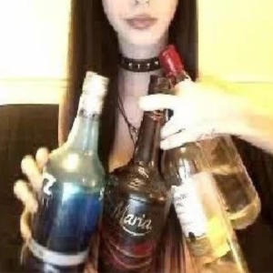 luvhex的專輯i turned regret into a habit 2 (feat. suddendeathovertime) [Explicit]