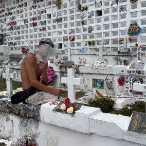 default playlist img