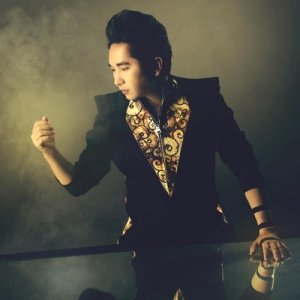 ดาวน์โหลดและฟังเพลง Anh Không Đành พร้อมเนื้อเพลงจาก Bang Cuong