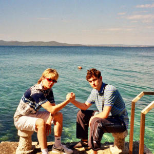 default playlist img