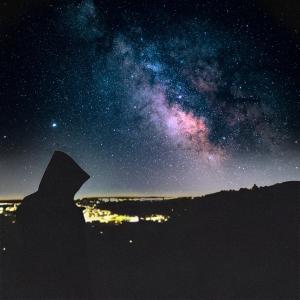 Listen to Sous les étoiles song with lyrics from Nova