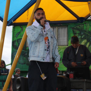 default playlist img