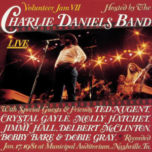 ดาวน์โหลดและฟังเพลง Around & Around (Live) (Live at the Municipal Auditorium, Nashville, TN - January 1981) พร้อมเนื้อเพลงจาก Charlie Daniels