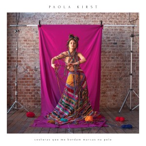 ดาวน์โหลดและฟังเพลง Pão Com Mel พร้อมเนื้อเพลงจาก Paola Kirst