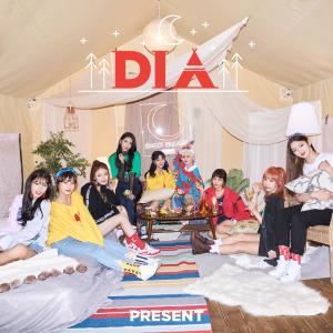 Album PRESENT from 다이아