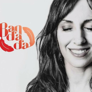 Listen to Lo Que Tú Quieras song with lyrics from Bandada
