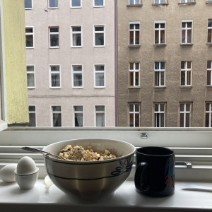 Listen to Schaufeln (Explicit) song with lyrics from Gelatiere