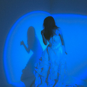 Listen to To Forget song with lyrics from azimah fada
