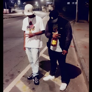 Dengarkan PAPEL DE PUTA (Explicit) lagu dari Prod Gponto dengan lirik