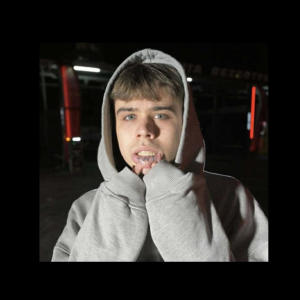 karmatwt的專輯O nich nie zapomne (Explicit)