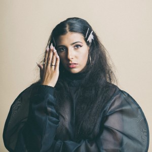 Album La Niña de la Amapola from Vega Almohalla