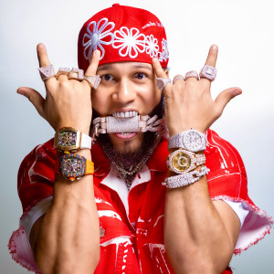 收聽El Alfa的RULAY & PICA POLLO歌詞歌曲