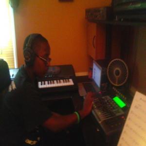 收聽Tyler Williams的Mellow歌詞歌曲