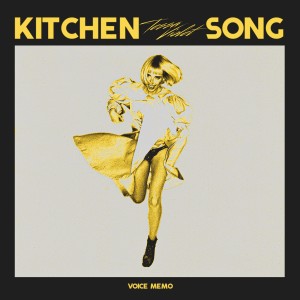 ดาวน์โหลดและฟังเพลง kitchen song (voice memo) พร้อมเนื้อเพลงจาก Tessa Violet