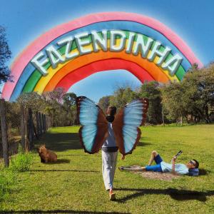 收听thenewlittledream的Fazendinha歌词歌曲