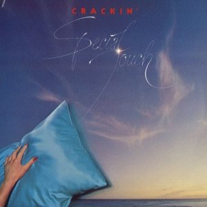 ดาวน์โหลดและฟังเพลง Double Love พร้อมเนื้อเพลงจาก Crackin'