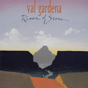 Dengarkan lagu Return of Winter (feat. Christopher James & Jeff Leonard) nyanyian Val Gardena dengan lirik