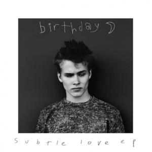 收聽Birthday的Babyface歌詞歌曲