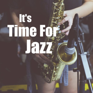 Listen to Moonglow song with lyrics from Benny Goodman