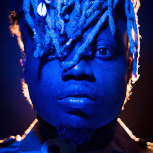 Dengarkan lagu Star nyanyian SEIMO dengan lirik