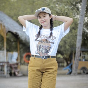 Dengarkan lagu HARO ONE LAWO nyanyian KELVIN REMIXER dengan lirik