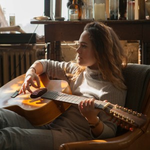 default playlist img