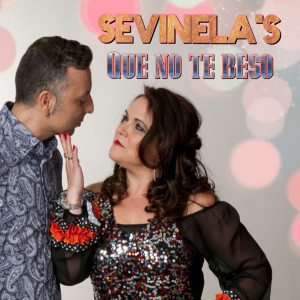 Listen to Que No Te Beso song with lyrics from Sevinela's