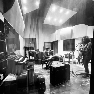 Album Fiori Di Pesco (Duna studio live session) from Alessandro Ferretti
