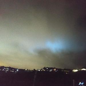 收聽middmoon的enchanting nightfall歌詞歌曲