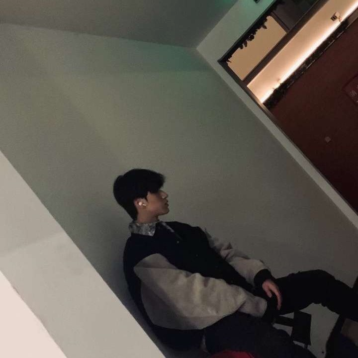 严宸