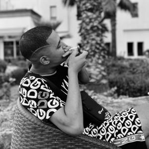 default playlist img